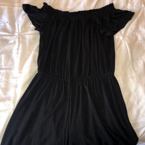 La hearts off the shoulder romper